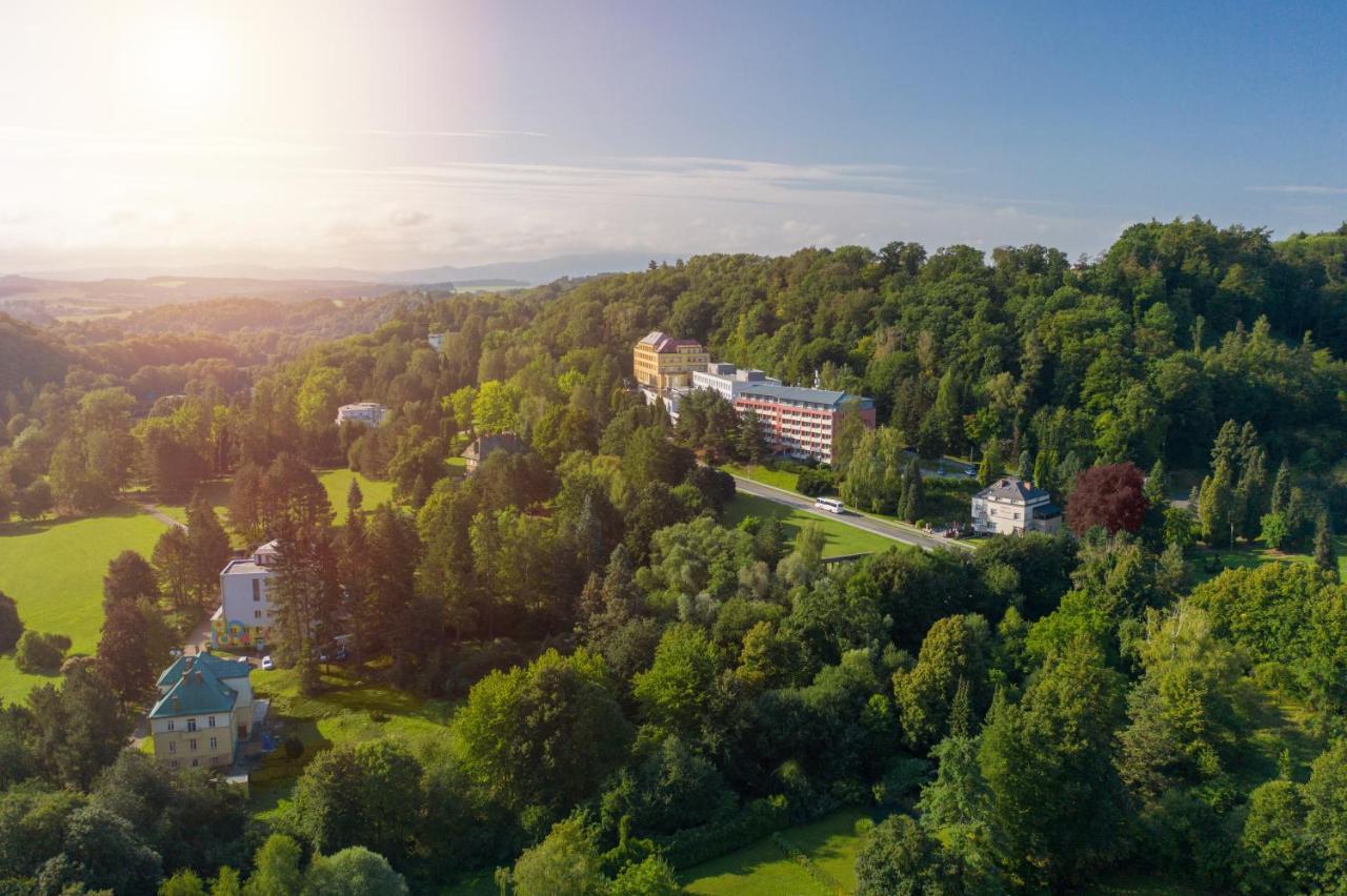 Penzion Vila Tereza Hranice  Eksteriør billede